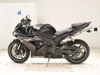 Yamaha YZF-R1